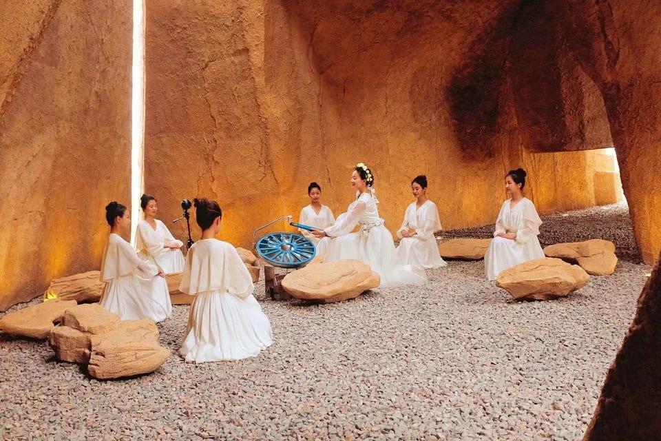 东来紫气.驿馆晨风,太华双悬.崛起河东