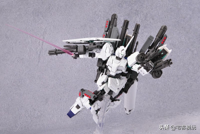 万代rg25独角兽值得买吗,万代rg全武装独角兽评测