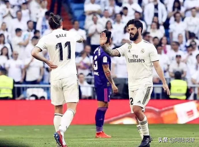 皇马齐祖面临无解难题,皇马官方回顾齐祖辉煌三连