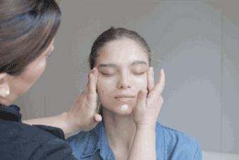 脸上细纹干纹皱纹怎么遮盖,细纹和皱纹怎么治疗