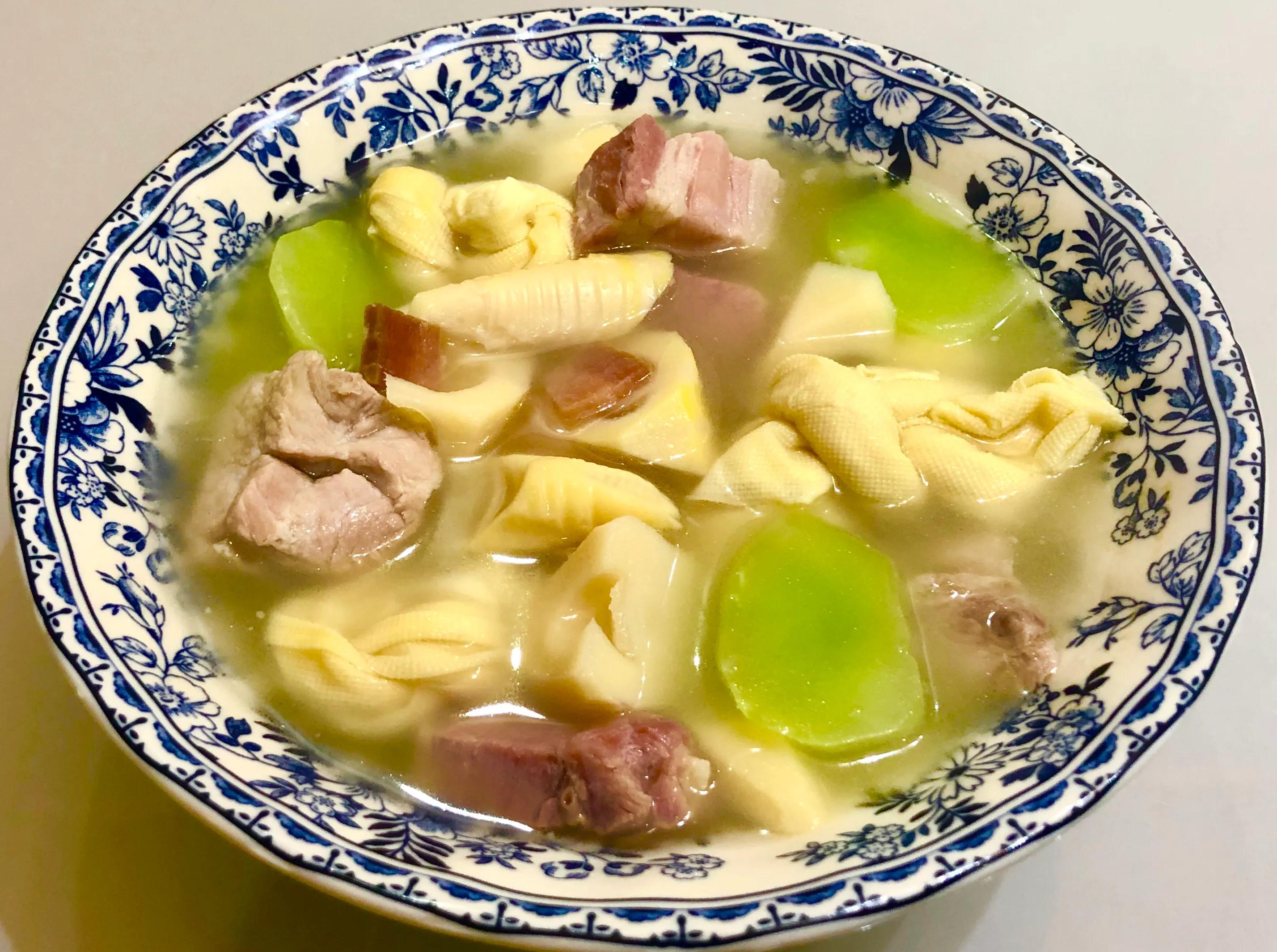 舌尖上的鲜冻视频,舌尖上的鲜美滋味的意思