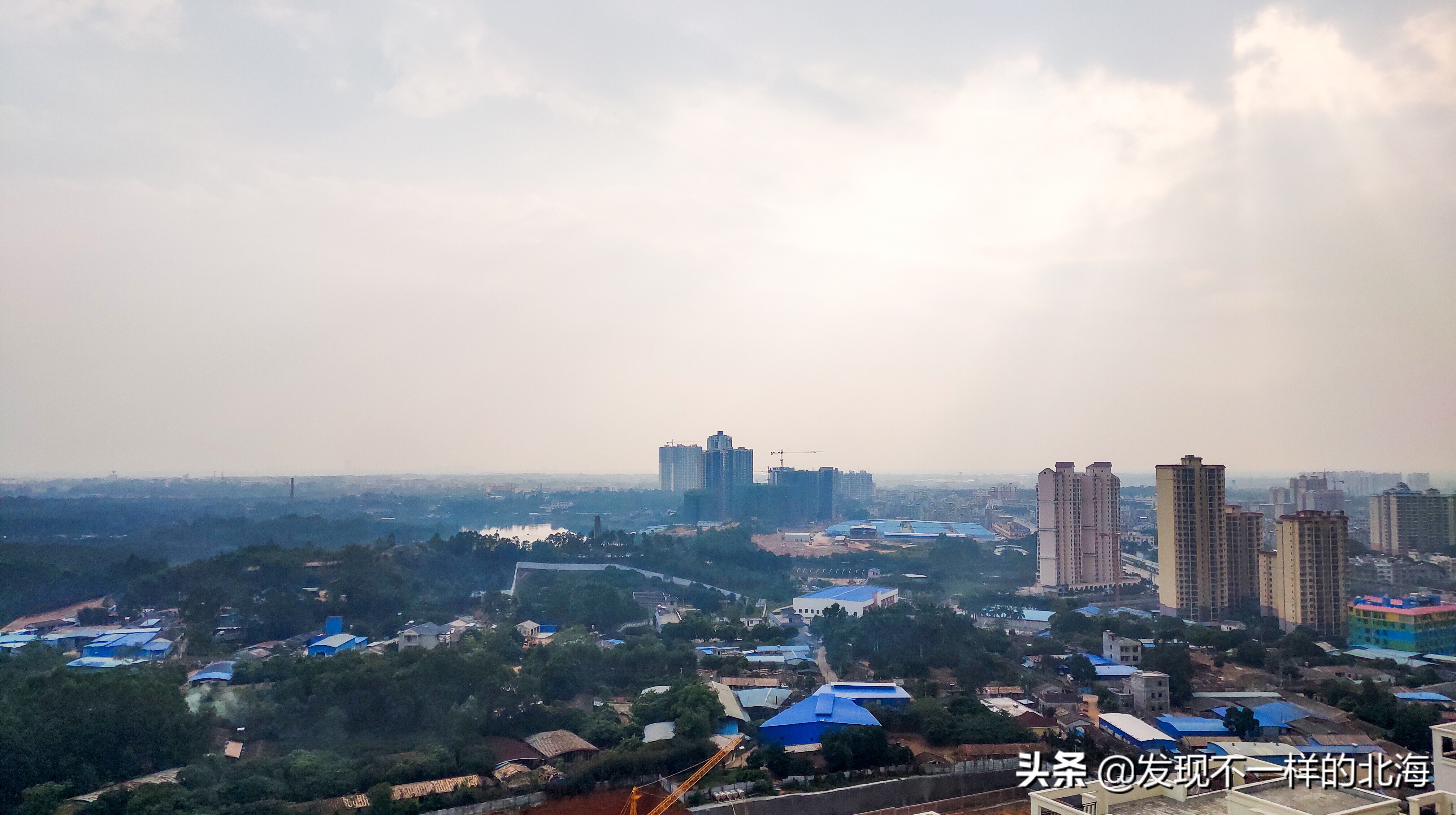 航拍合浦城东新区,合浦县城高楼视频