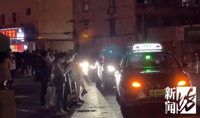 张文宏疫情回国视频,张文宏疫情非常严峻辟谣