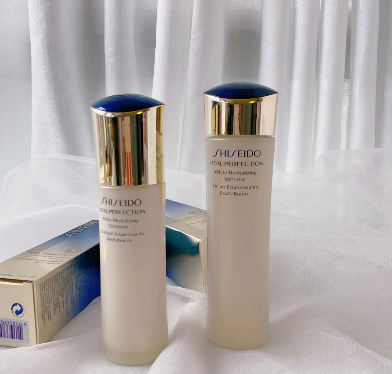 悦薇水乳和白檀水乳测评,抗老水乳适合40岁国货