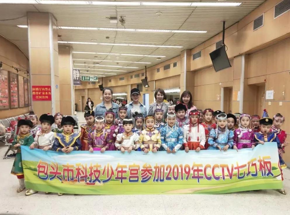 草原萌娃爱唱歌—科技少年宫朵丽雅幼儿合唱团《朵丽雅和小羊羔》