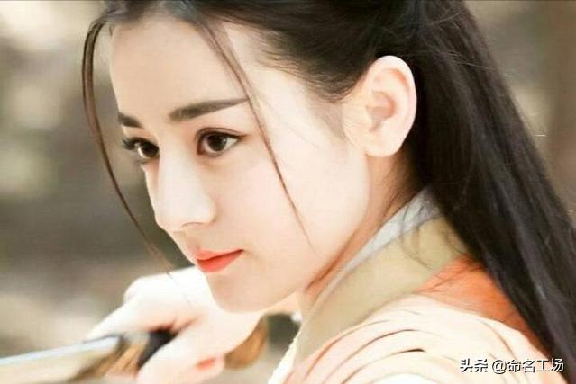 陈姓女孩洋气文雅取名带妍字,牛年陈姓女孩寓意好的名字