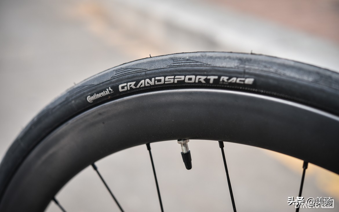 瑞豹robinevo和sparksramevo对比,瑞豹无线电变公路车