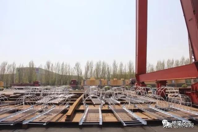 贵州省高速云雾大桥,贵州贵定云雾特大桥