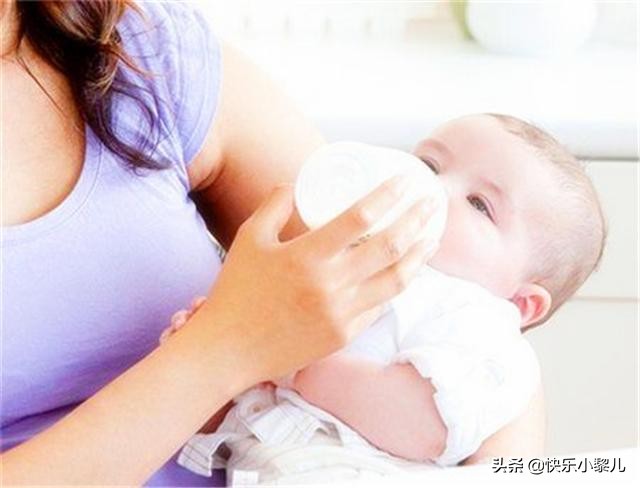 1月以内奶粉喂养的正确方法,新生儿奶粉正确喂养方式