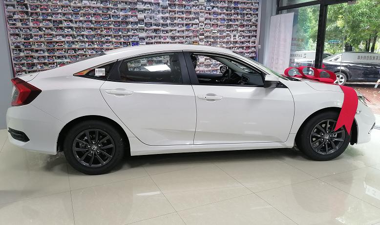 本田思域试驾感受,到店体验本田思域