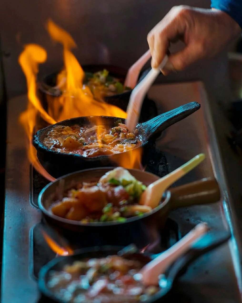 中国人吃凉皮,你知道中国人吃过什么么