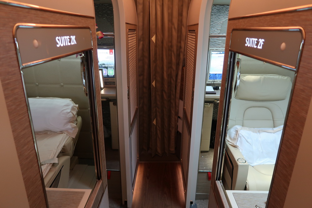 阿联酋航空b747,阿联酋航空b777-200lr