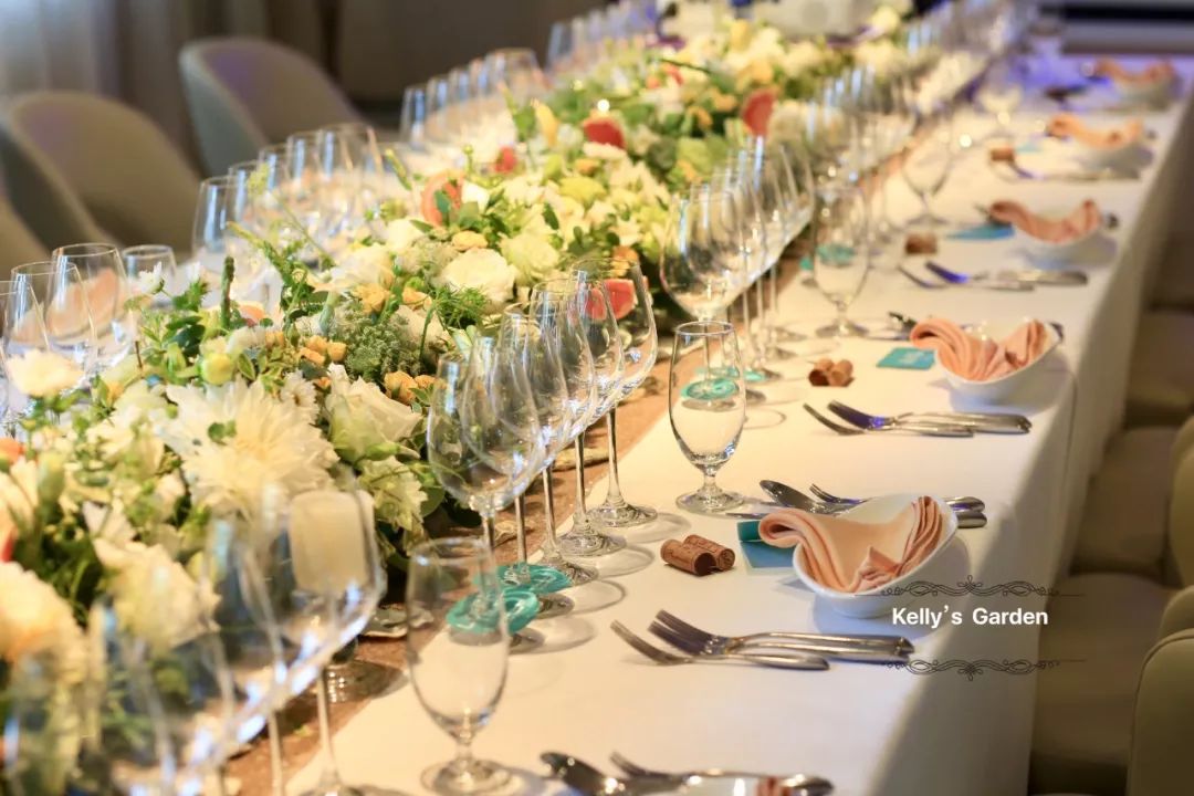 免走弯路，我要与你分享从零到有的超长版开花店经验！