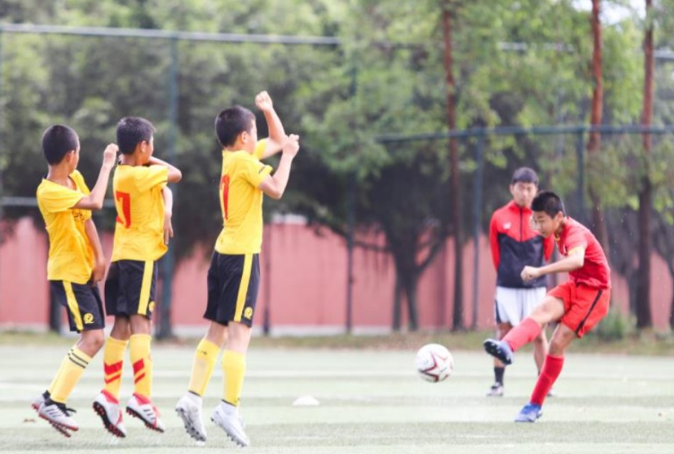 恒大足球学校目前现状,恒大青训教练