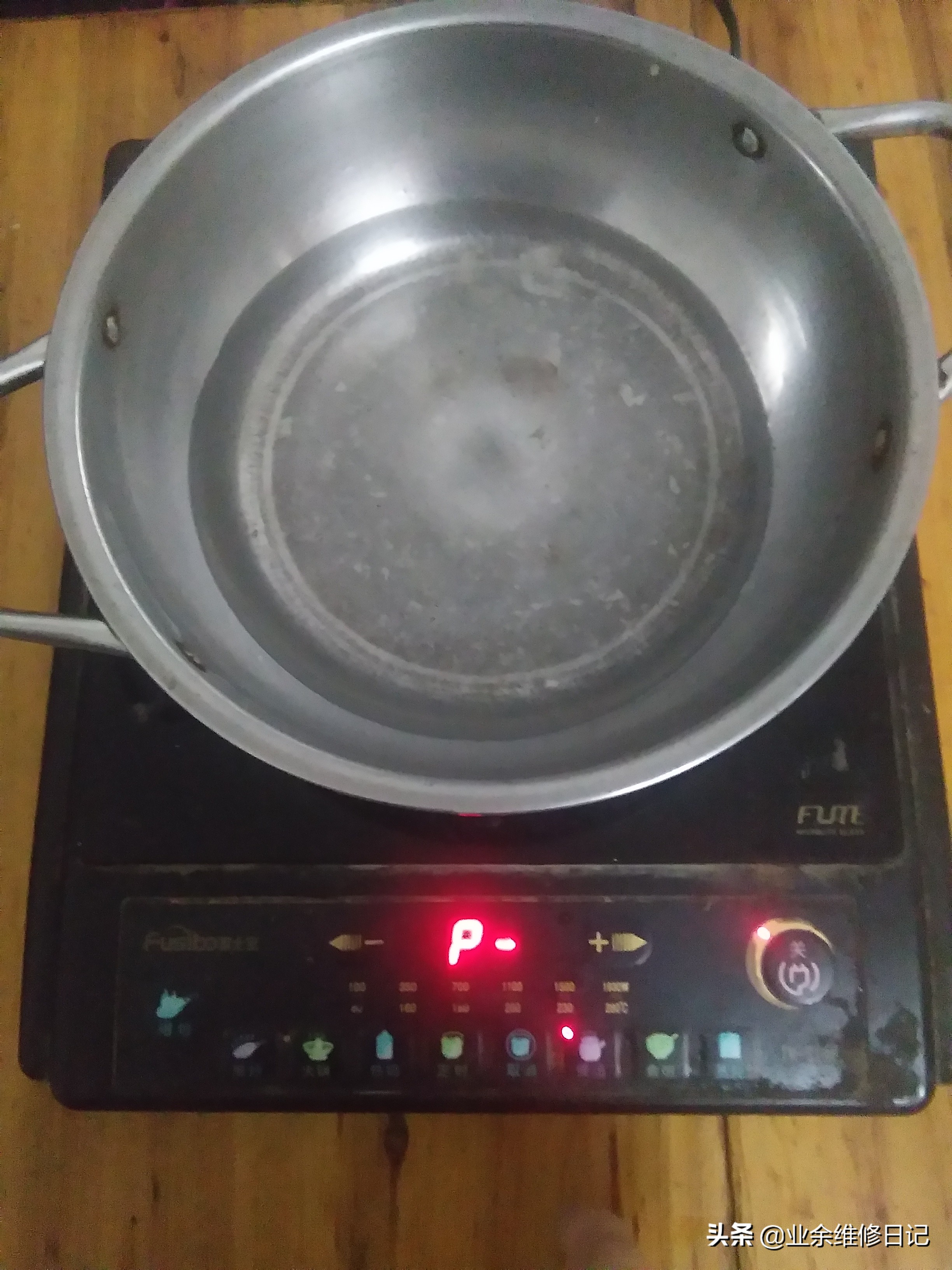 格兰仕电磁炉按键失灵,电磁炉按键失灵怎么修