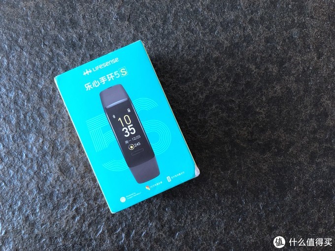 乐心5s手环支持跑步软件,乐心手环5s跟乐心2有什么区别