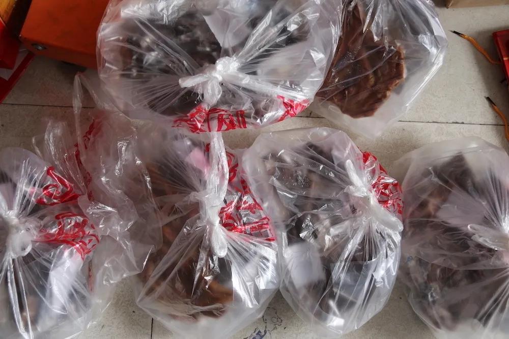 勾心勾魂啊,九尺的鸭脑壳鸭脖子鸭腿腿鸭脚脚鸭翘翘