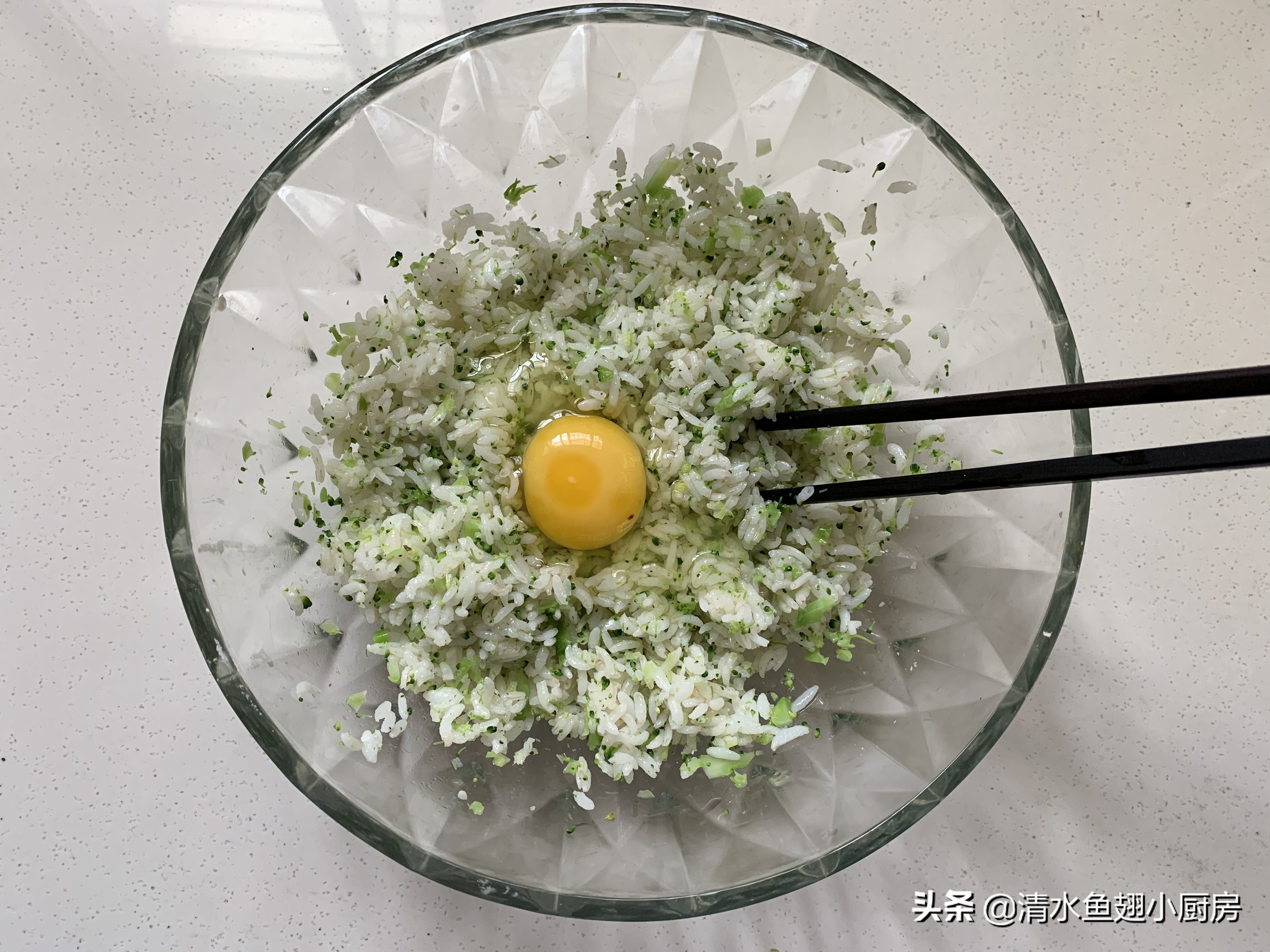 用剩米饭做米汉堡,用米饭做美味汉堡简单健康