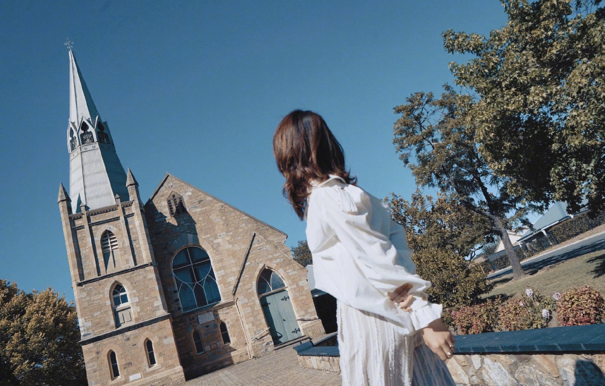 陈赫前妻许婧晒旅行照,陈赫许婧恩爱