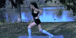 练肩膀和背瘦手臂的动作,9个动作瘦手臂和肩膀大腿