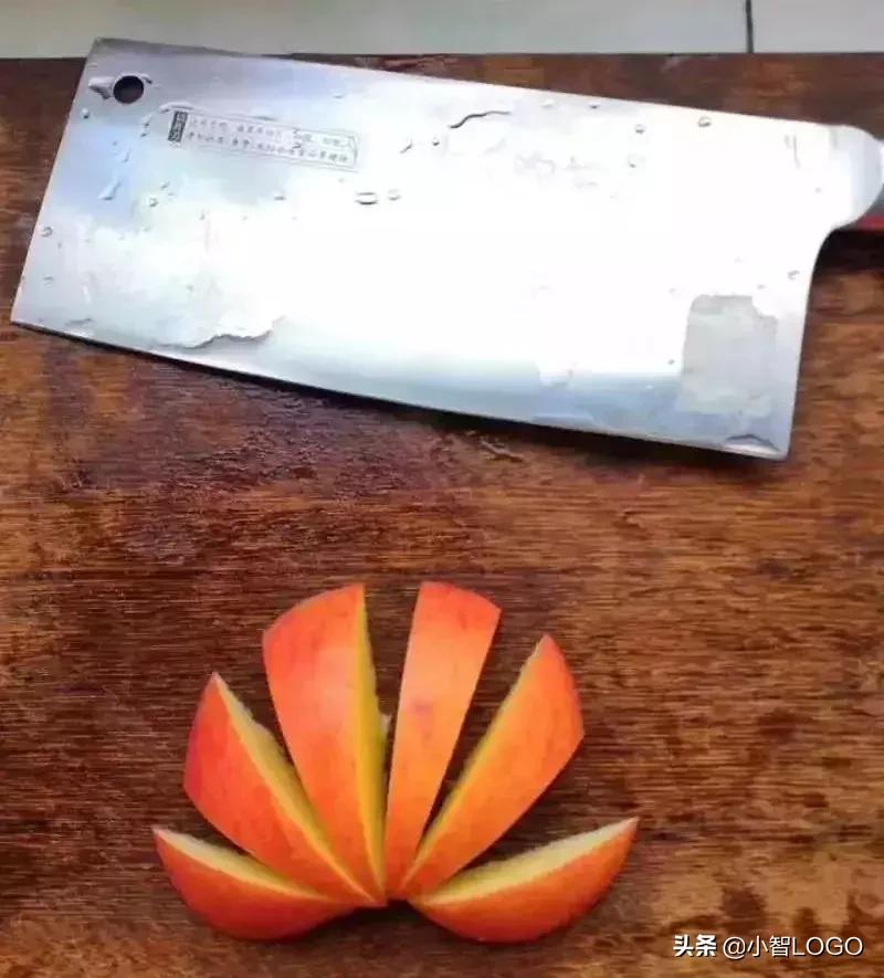 华为看不见苹果logo吗,华为logo拼起来是苹果吗