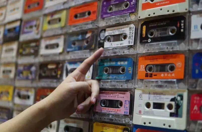 满江年轻的时候,满江年轻时候很帅