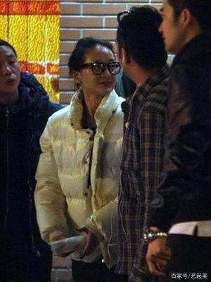 周迅的脸怎么不抗老,周迅护肤揭秘