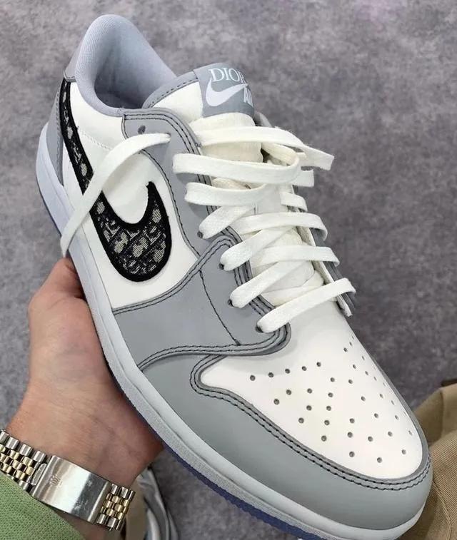 閭ｄ簺濂界湅浣嗕笉璐电殑aj,鐩樼偣23骞寸┛杩囩殑aj