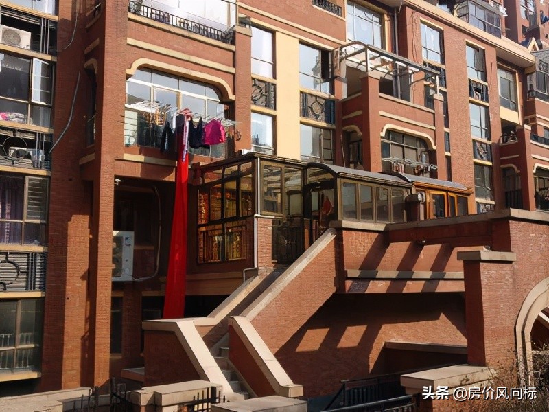 南昌市5-10年房龄，二手房挂牌价14908元，共计364个小区