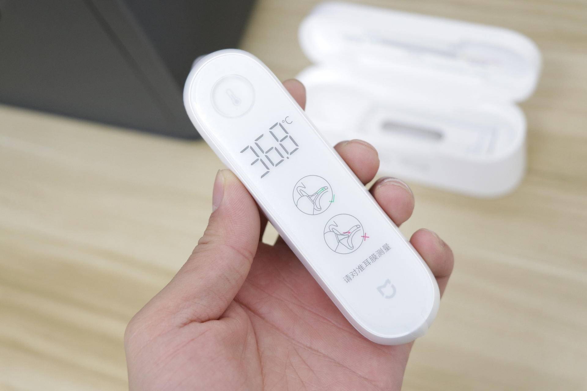 米家温度计好用吗准确吗,米家秒测温度计