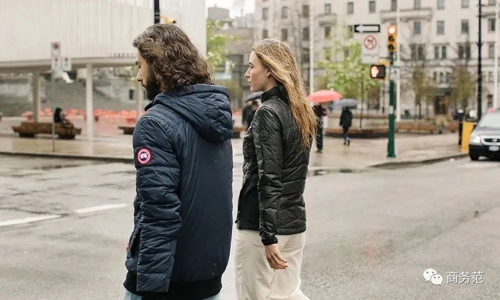 推荐几款最好看的羽绒服,冬天比较暖和的平价羽绒服品牌