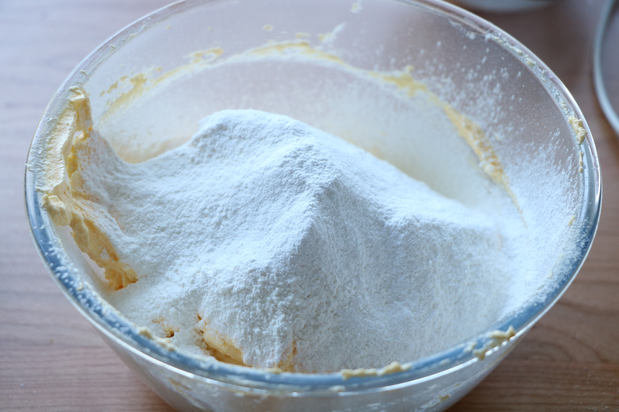 怎么做好吃又简单的蛋糕颜值还高,怎样做出来的蛋糕口感轻盈又营养