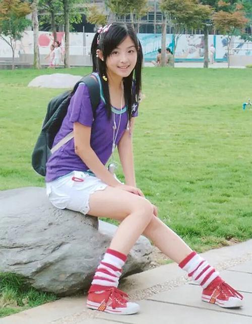 超女张含韵现状,张含韵同届超女排名