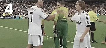 足球未解之谜只有老球迷看得懂,被人们忽略的足球规则