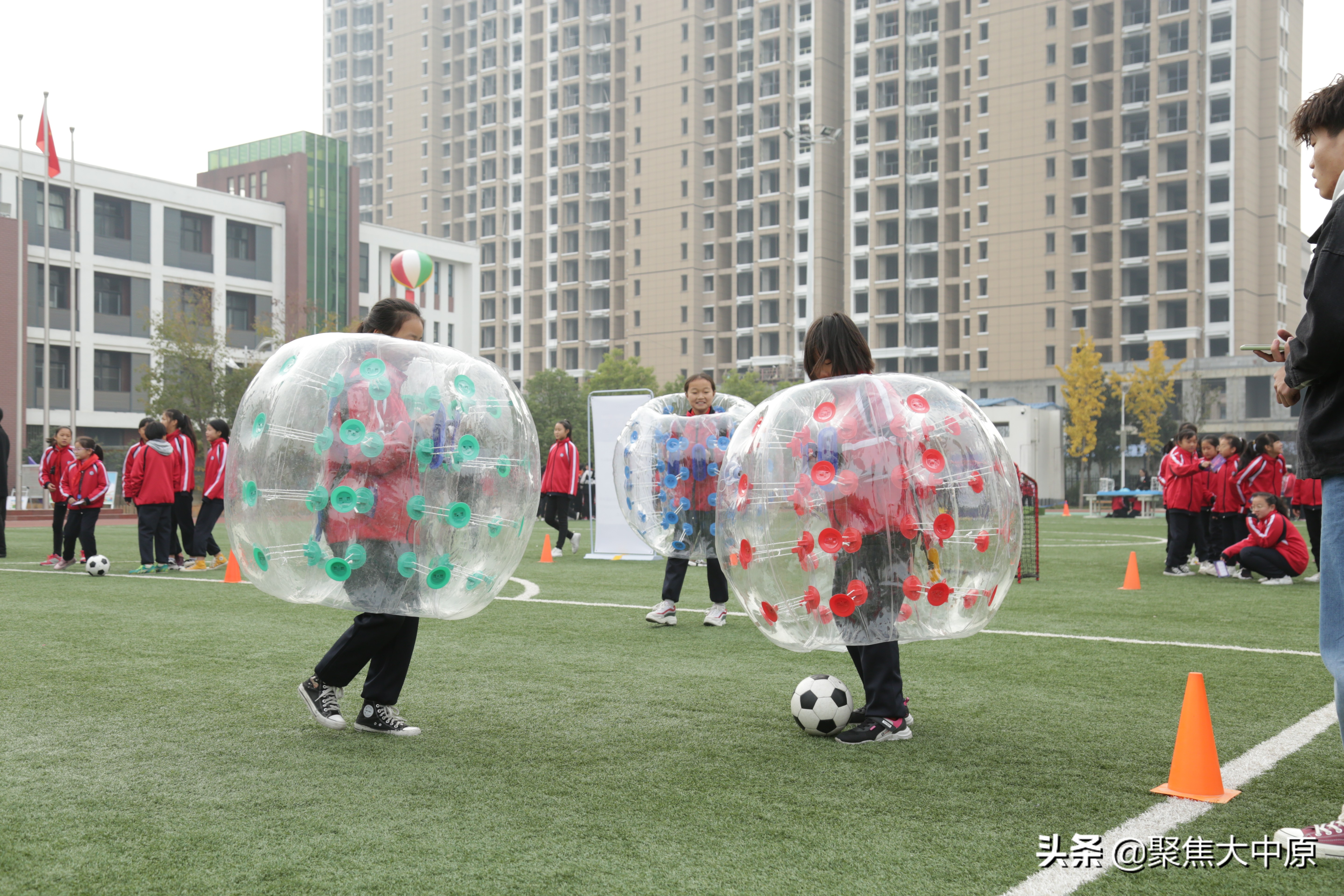 阳光体育快乐足球标志,阳光体育快乐足球班级队徽