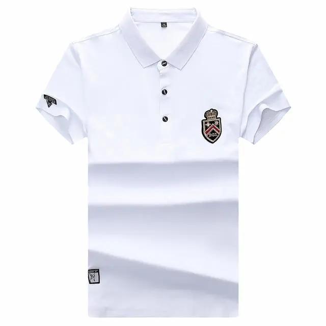 哇塞！43岁舅舅这样穿T恤，帅的让人心动，整条街回头率都归他