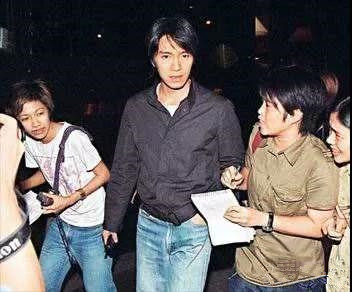 甘比从女狗仔逆袭成女首富,甘比从狗仔逆袭成为香港女首富