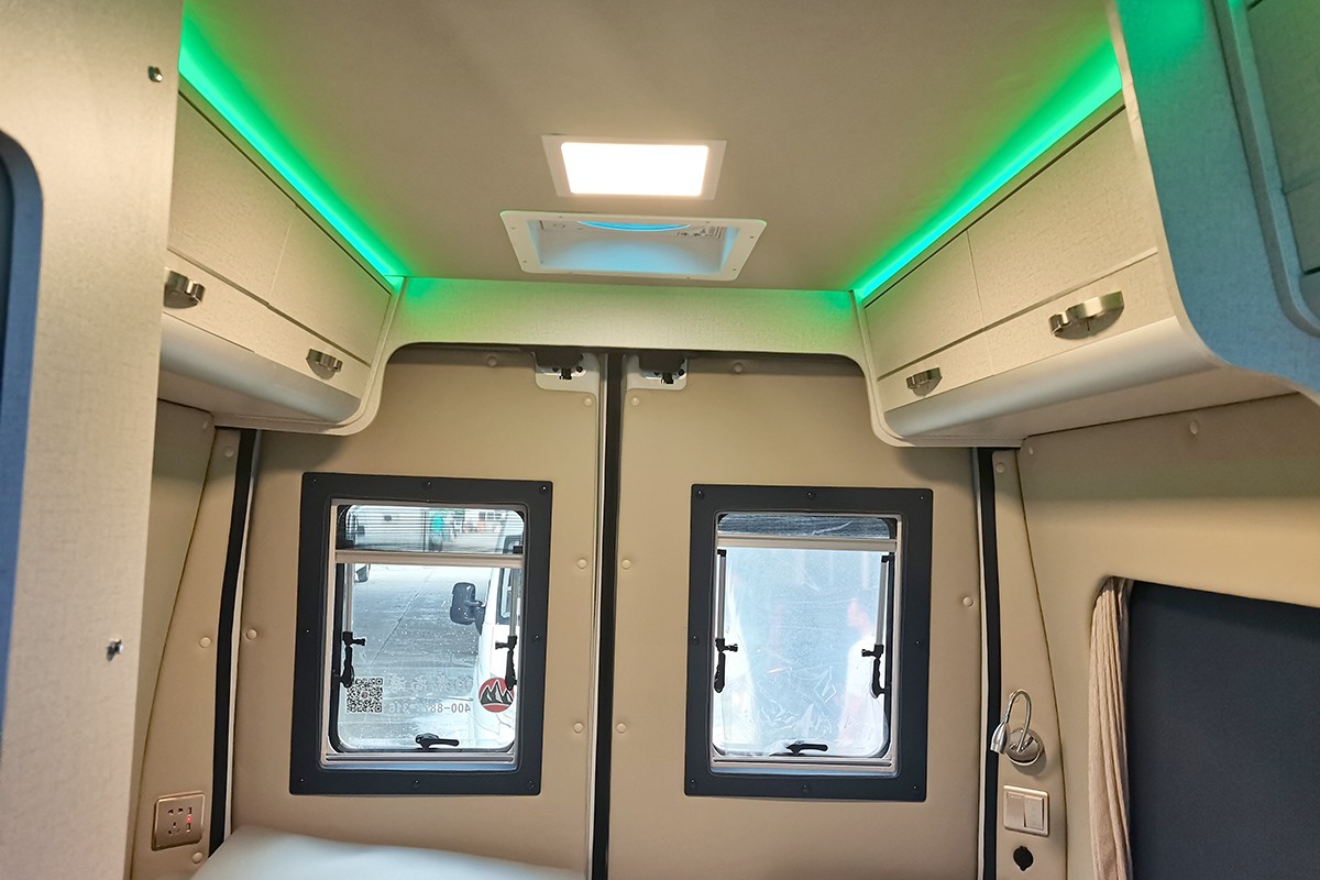 大通v90房车19万,大通v90房车28万