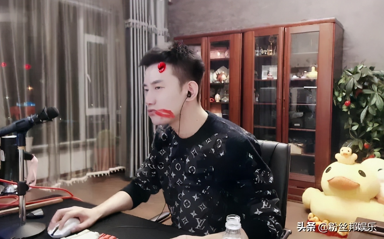 yy阿哲现在怎么样了,yy一哥阿哲退网成功了吗