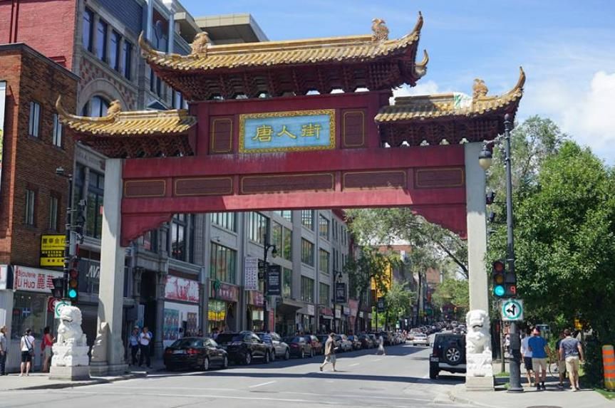 加拿大一座法语城市，来到这里感觉像到了法国，有“小巴黎”之称