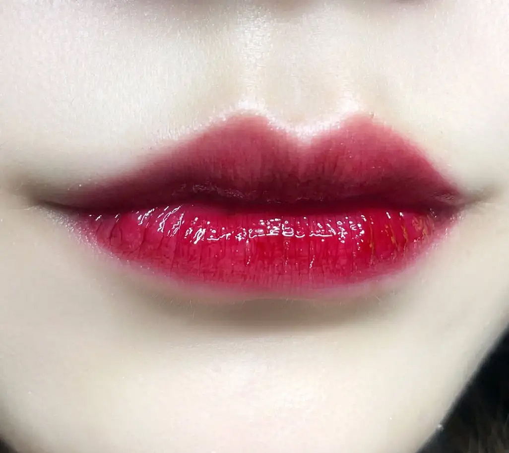 阿玛尼唇釉405和406颜色对比,阿玛尼红管唇釉400与201的区别