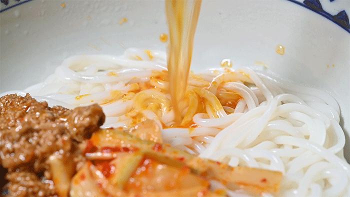 蒙自源米线团购全国通用双人套餐,蒙自源米线推荐