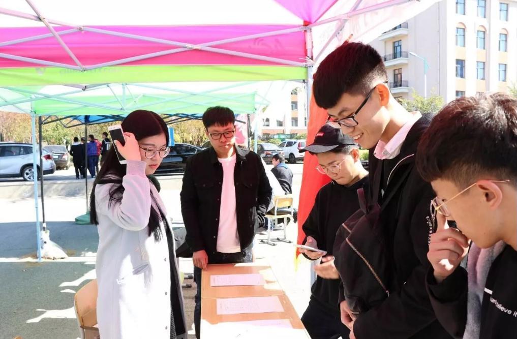 哪些社团费钱,大学哪些社团比较烧钱