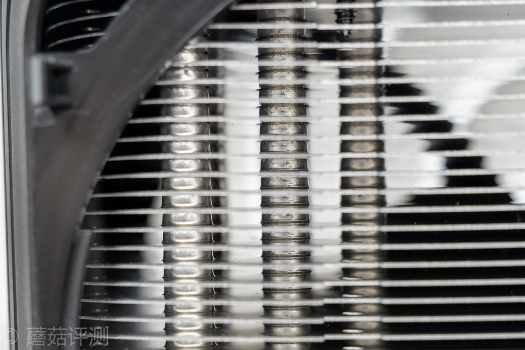 设计出色颜值高、超频三（PCCOOLER）东海逐鹿GI-D66A散热器评测