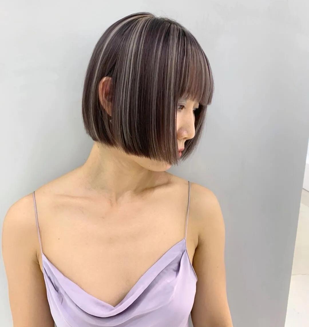 换了一个显脸大的新发型,脸小发型女2021流行发型