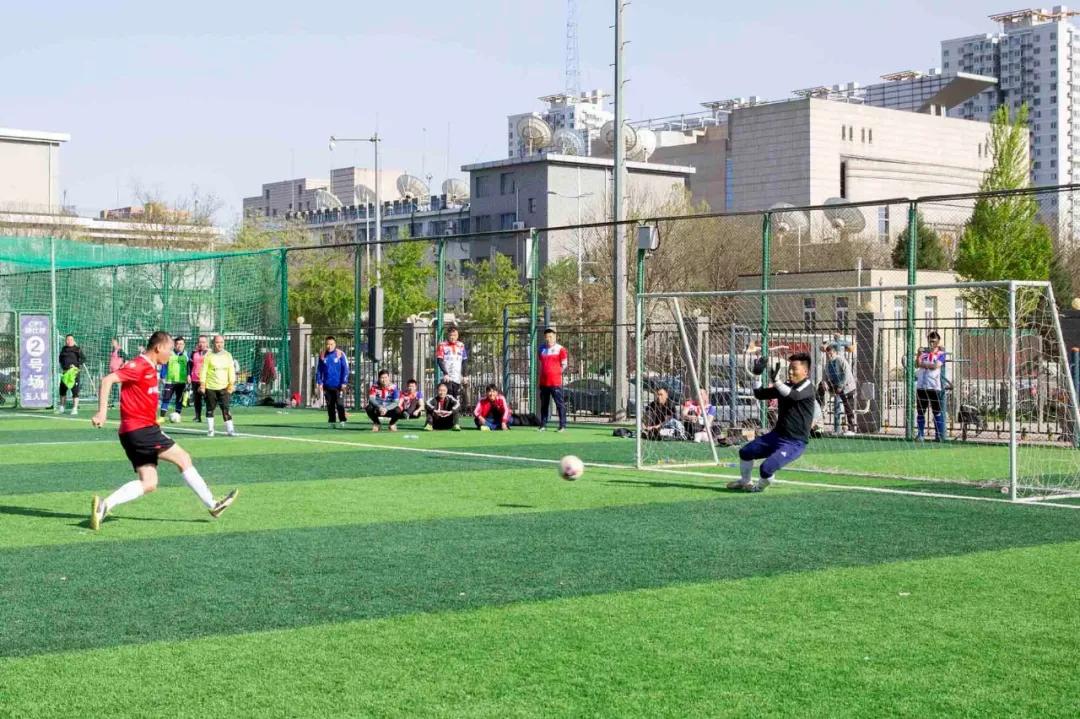 25年队史的草根球队，老男孩的足球故事