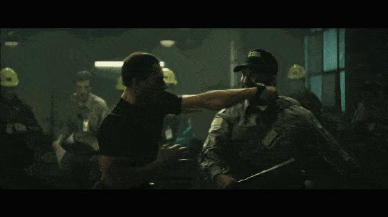 龙格尔阿金斯加怀特尚格云顿,迈克尔加怀特vs尚格云顿