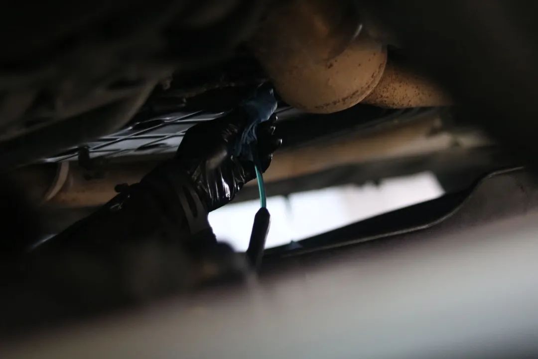 奔驰w221升级新款w222s450外观,老款奔驰w211e260翻新整备