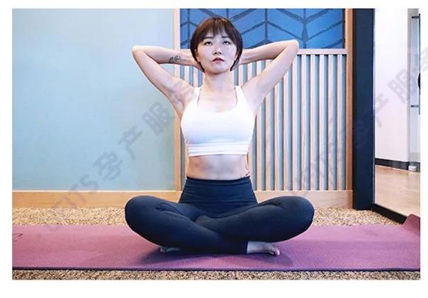 产后含胸驼背能纠正吗,产后脖子后背发凉不舒服怎么办