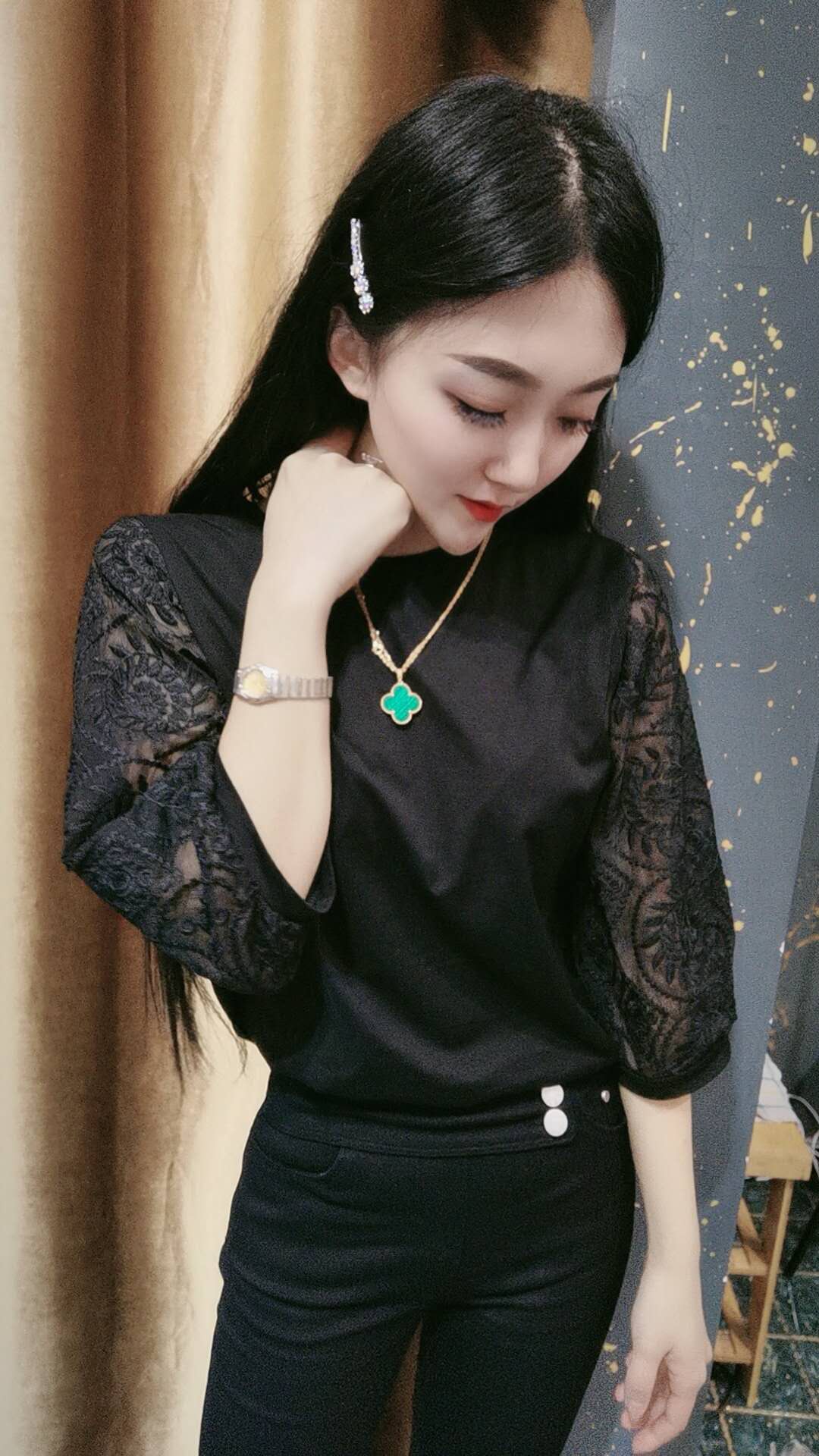 好漂亮的四叶草项链高级感满满,夏季百搭项链四叶草